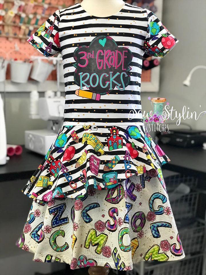 R117 : School Days - Blackboard Collection - Chalkboard Grade Panel