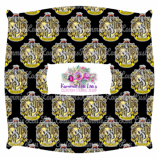 R43 Wizard School - Yellow House