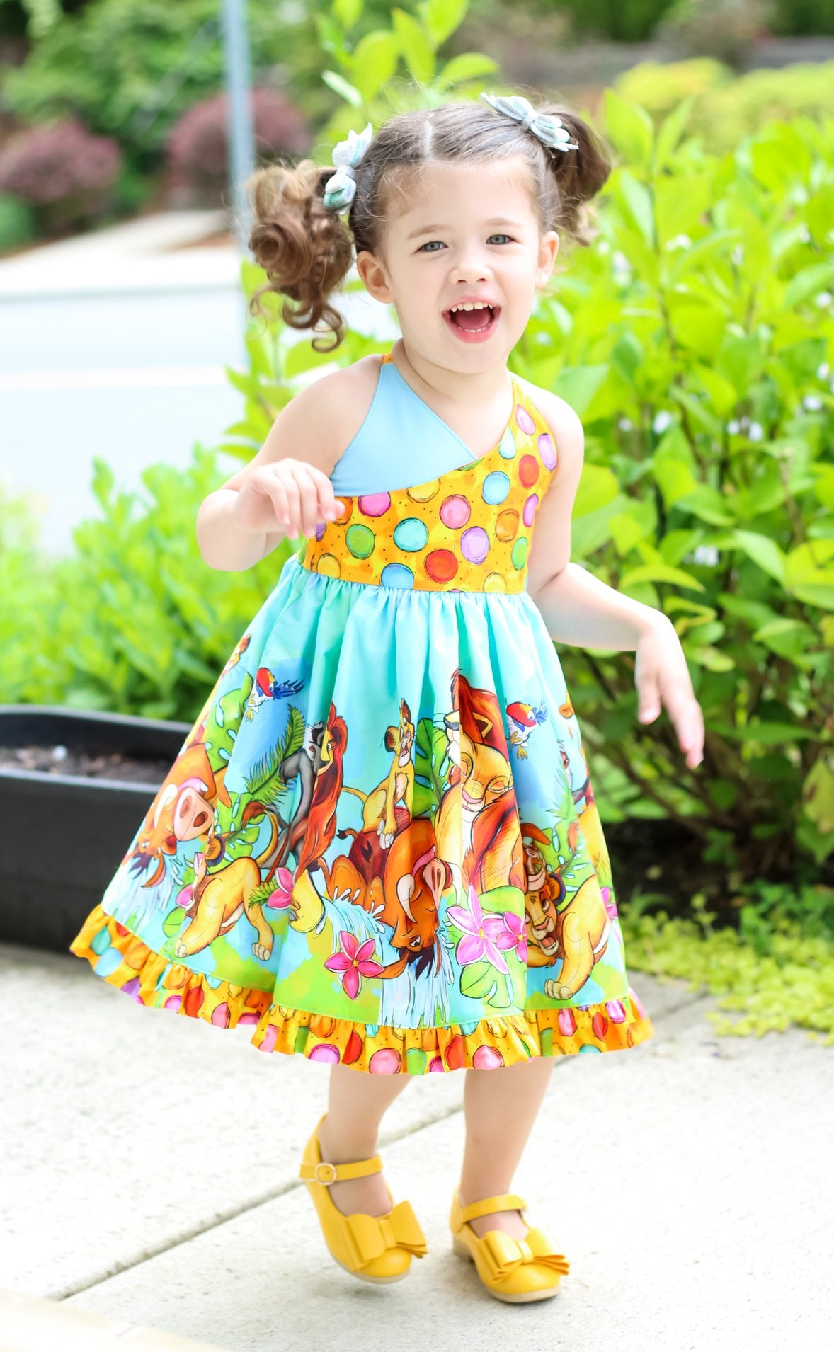 R119 Born to Be King - Yellow Dots