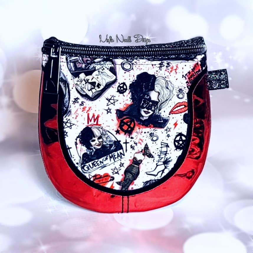 R111 : Wicked Fashion - Main Toss - Small Scale