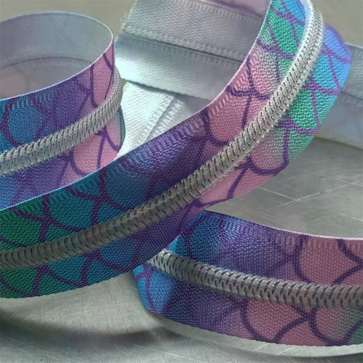 Hardware : ZIPPER - Long Chain - Mermaid with Iridescent Teeth - #5 (018)