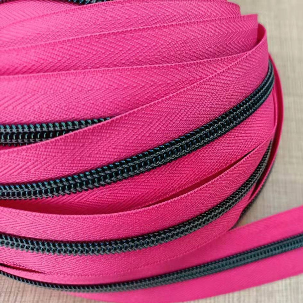 Hardware : ZIPPER - Long Chain - Pink with Dark Iridescent Teeth - #3 or #5 (011)