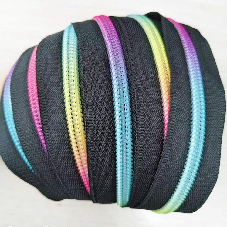 Hardware : ZIPPER - Long Chain - Black with Rainbow Teeth #3 or #5 (006)