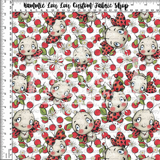R116 - Little Ladybug - Red Dot Toss