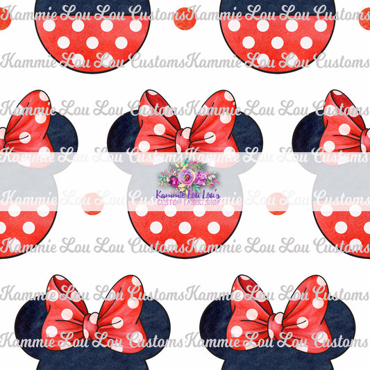 R124 Magical Escape - Classic Mouse - LG SILHOUETTE - RED